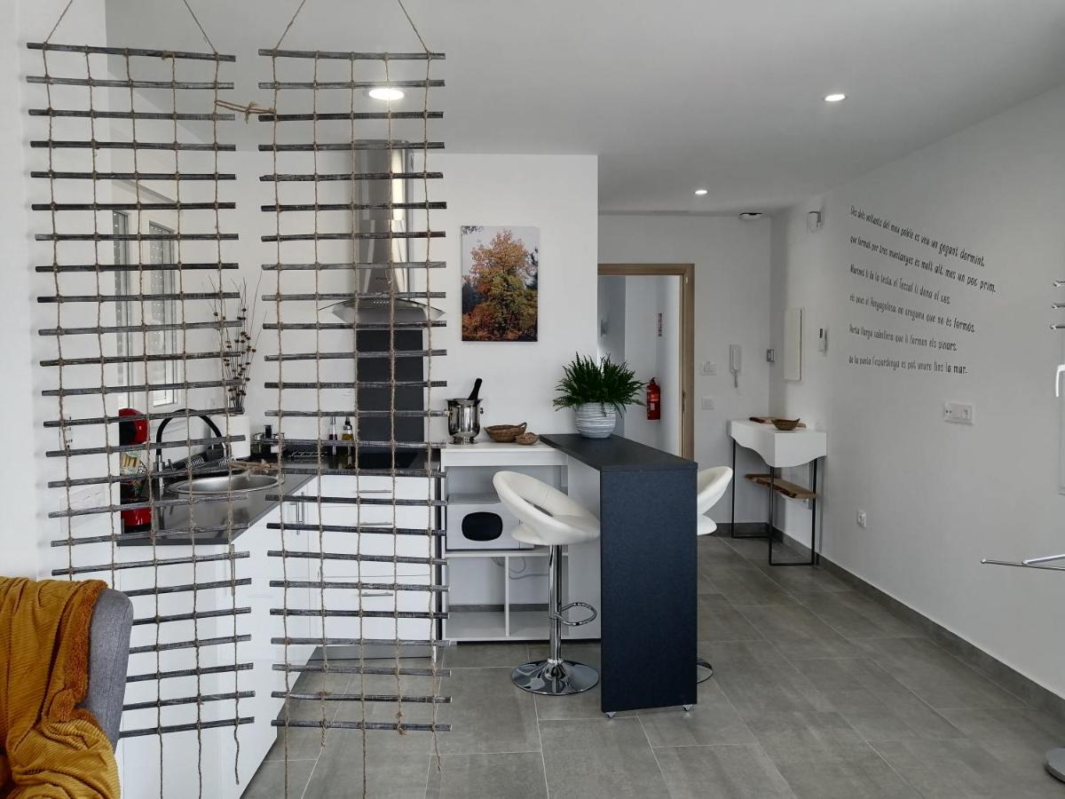 Gegant De Pedra Apartaments Adzaneta Экстерьер фото