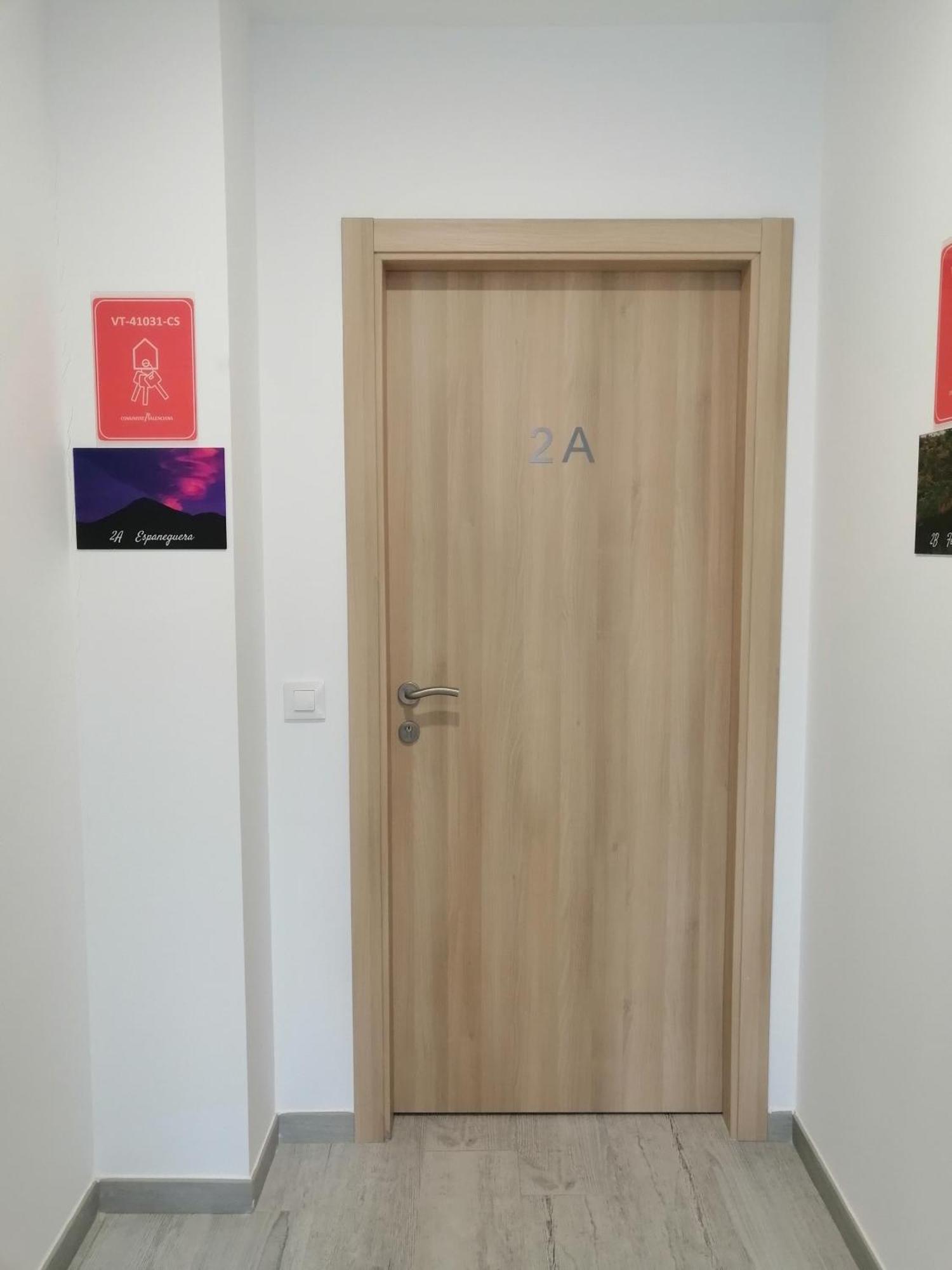Gegant De Pedra Apartaments Adzaneta Экстерьер фото